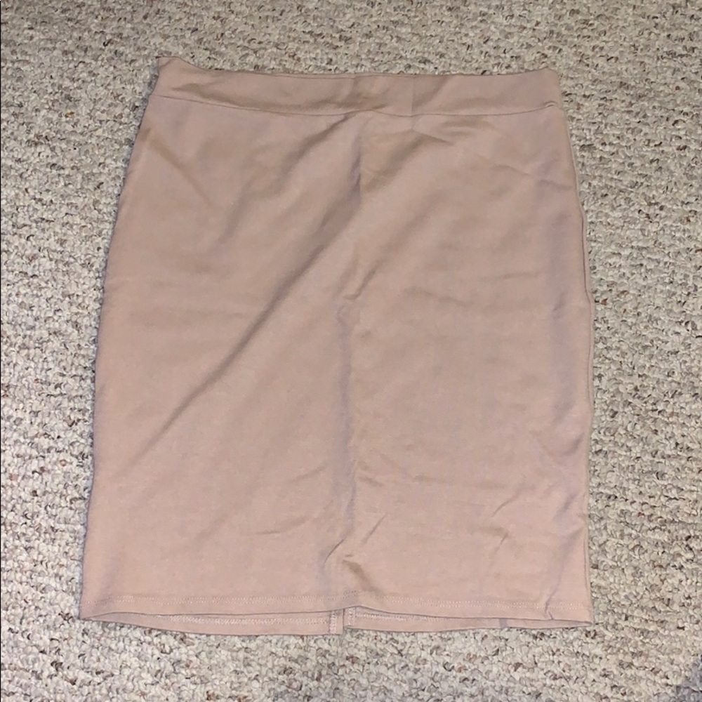 Tan pencil skirt!